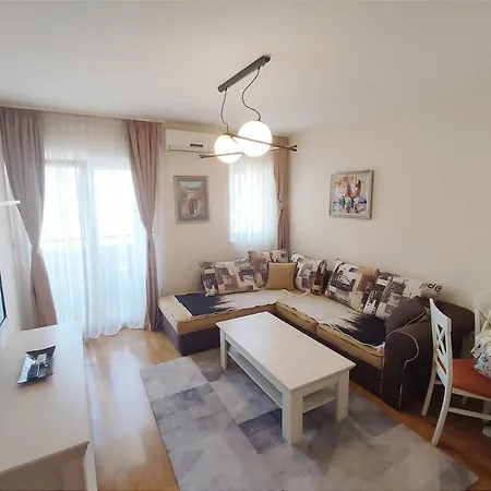 Apartment Point *